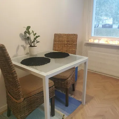 Kaksio Keskustan Kupeessa 아파트 *